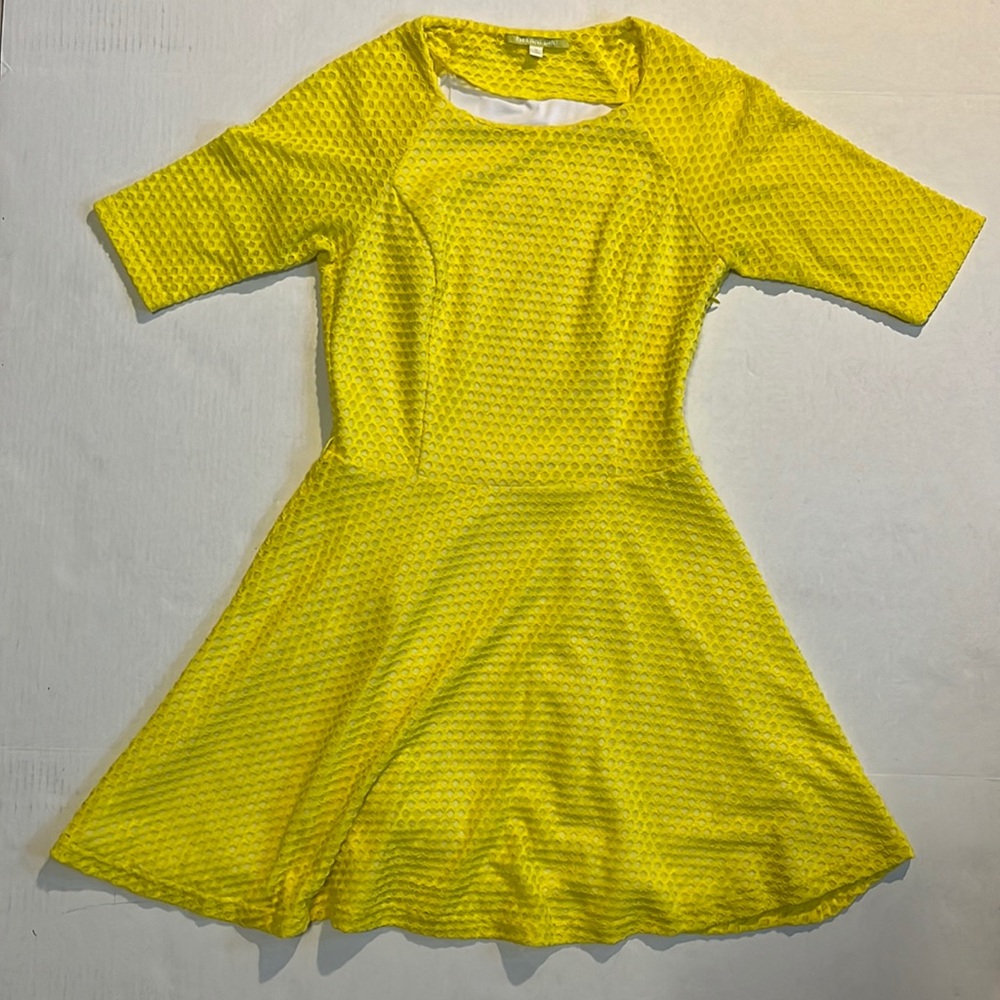 Gianni Bini Bright dress with flowy skirt